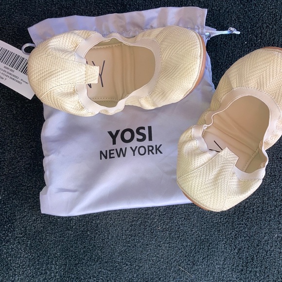 YOSI NY ballet flats. Lexington style size 7 NWT.